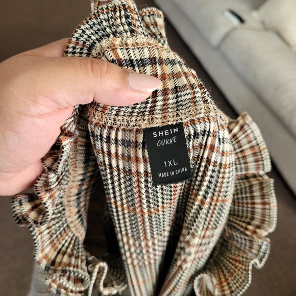 Shein Plus Size Plaid Stretch Skirt - Picture 4 of 5